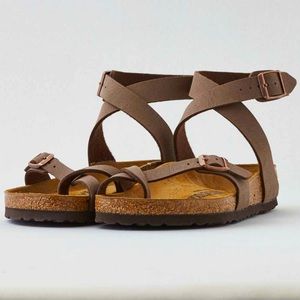 “Yara” Birkenstock sandals